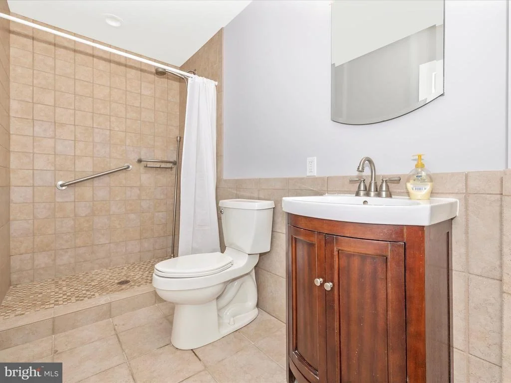 Photo of 1589 SMILEY DRIVE