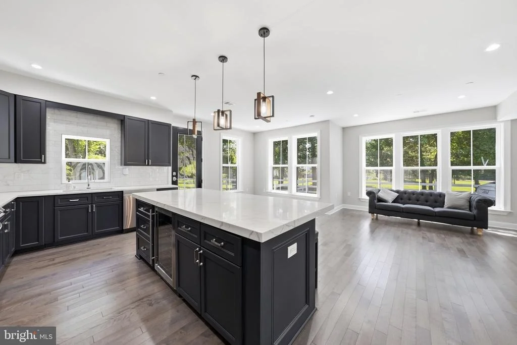 Photo of 1211 LINTON LANE