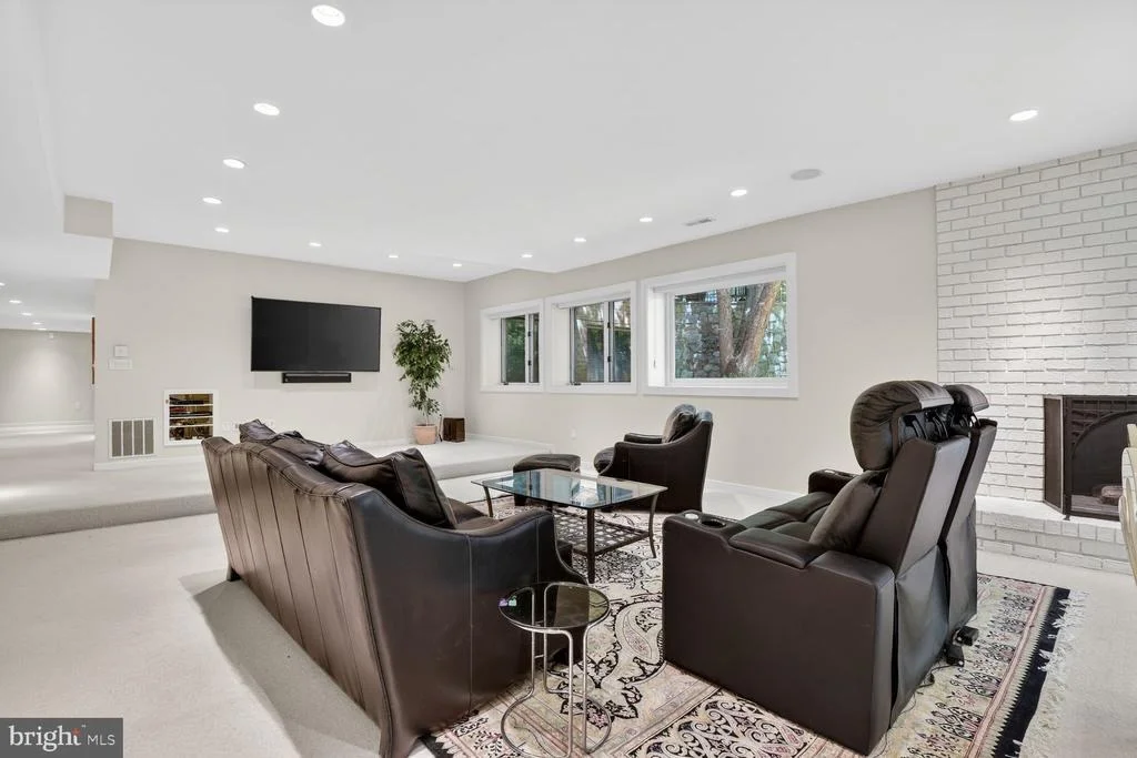 Photo of 10801 BALANTRE LANE