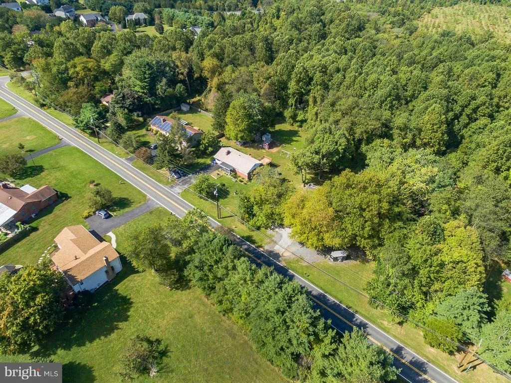 Photo of 18108 MUNCASTER ROAD
