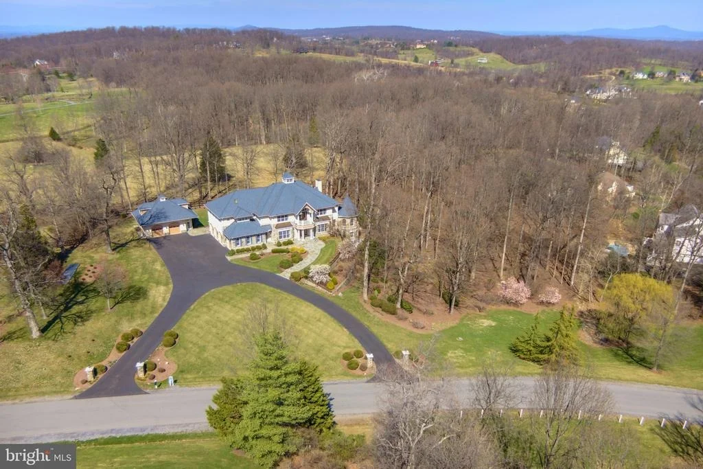 Photo of 40436 BEACON HILL DRIVE