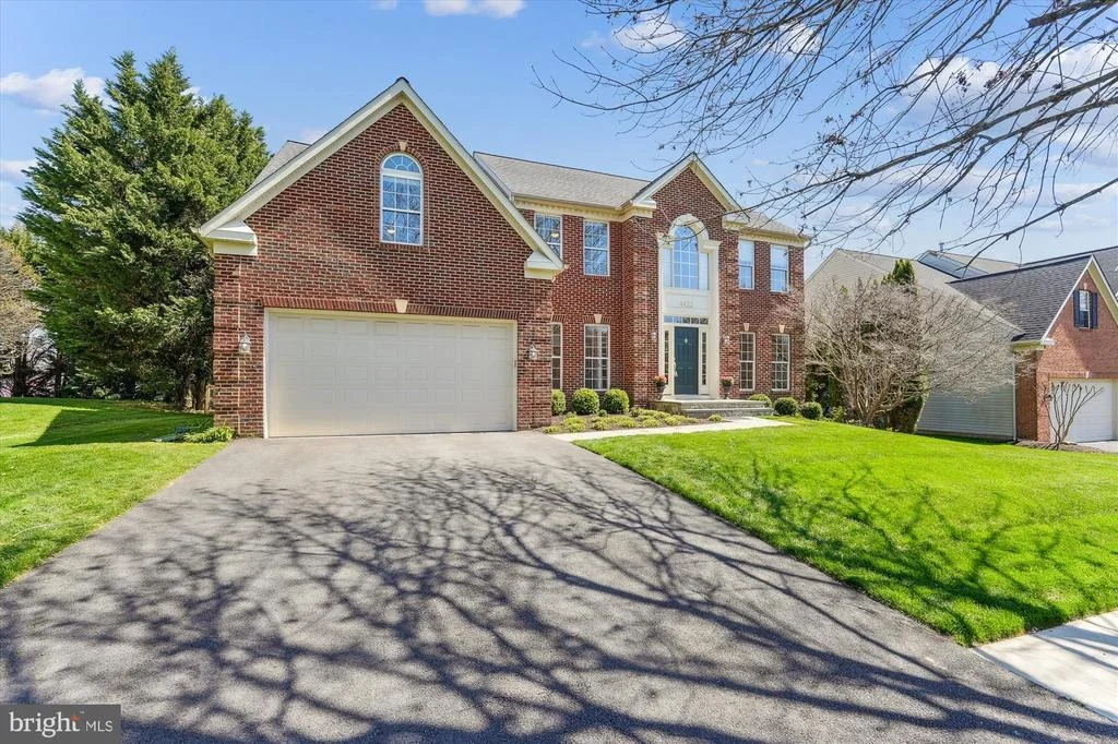 Photo of 4422 WINDING OAK DRIVE