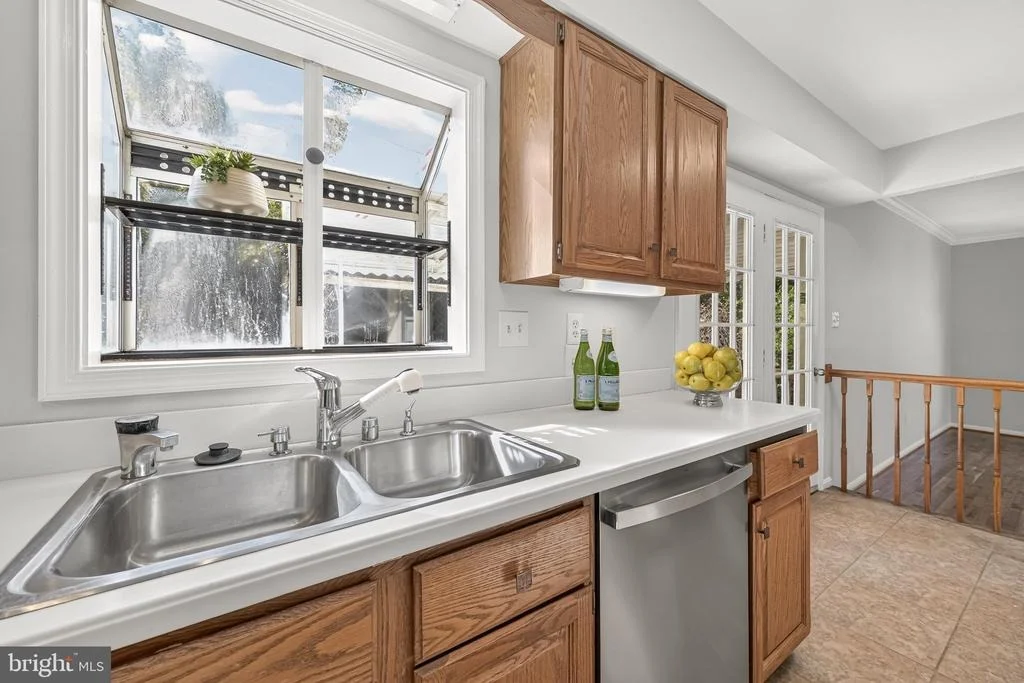 Photo of 8683 FELSVIEW DRIVE