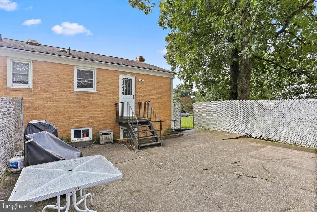 Photo of 7214 EARL DRIVE
