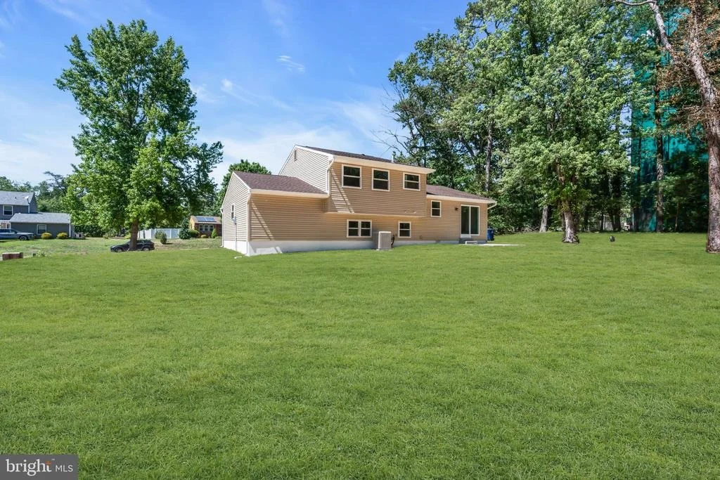 Photo of 143 OAK PINES BOULEVARD