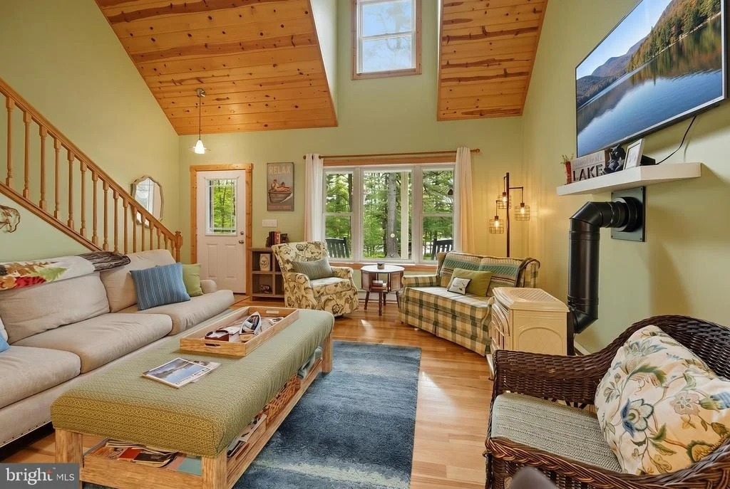 Photo of 96 WHISPERING WAY