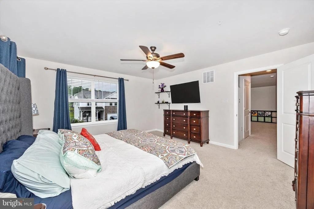 Photo of 5613 ZOE LANE