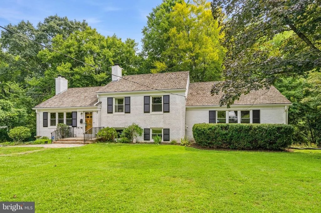 Photo of 5313 ATLEE PLACE