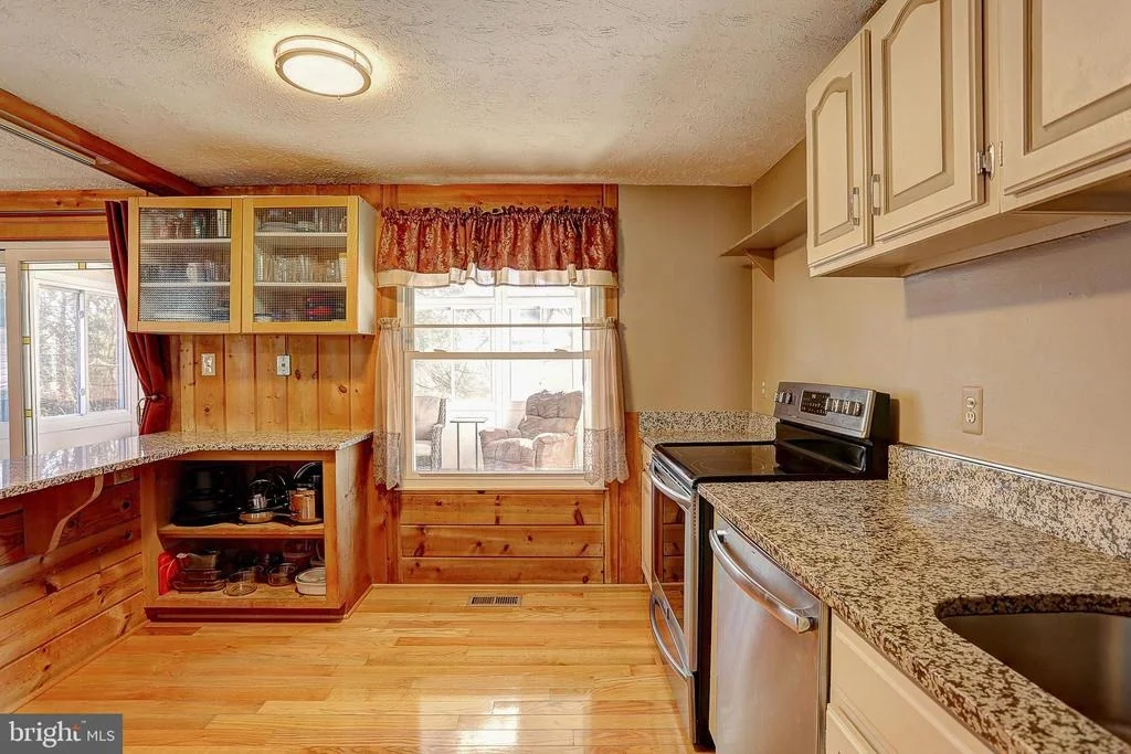Photo of 6532 WINGFLASH LANE