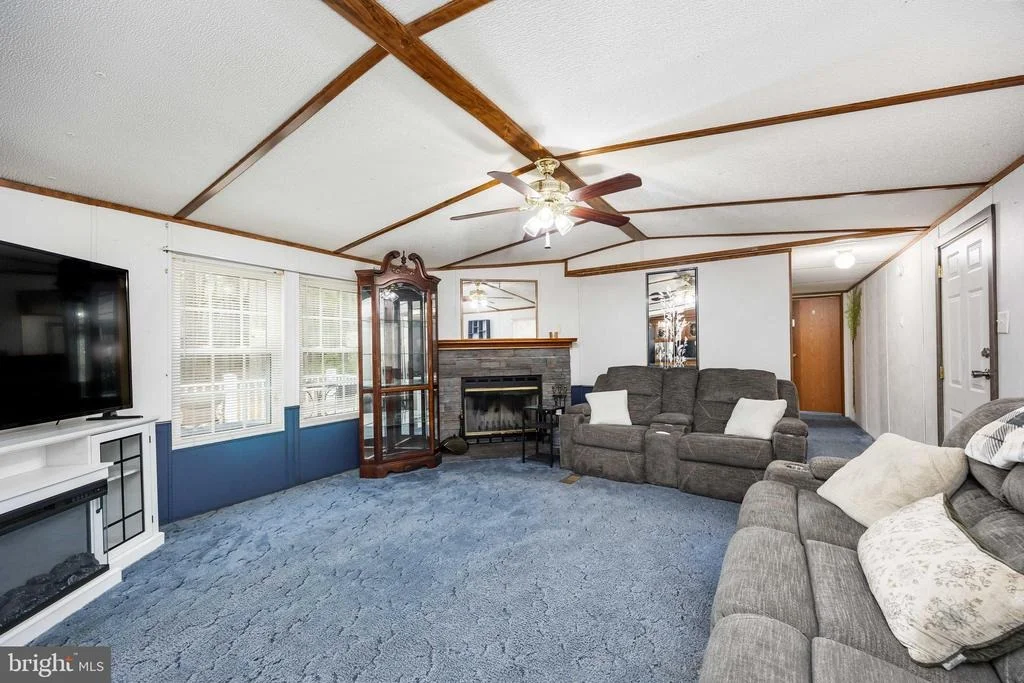 Photo of 22139 ROYAL OAK ROAD