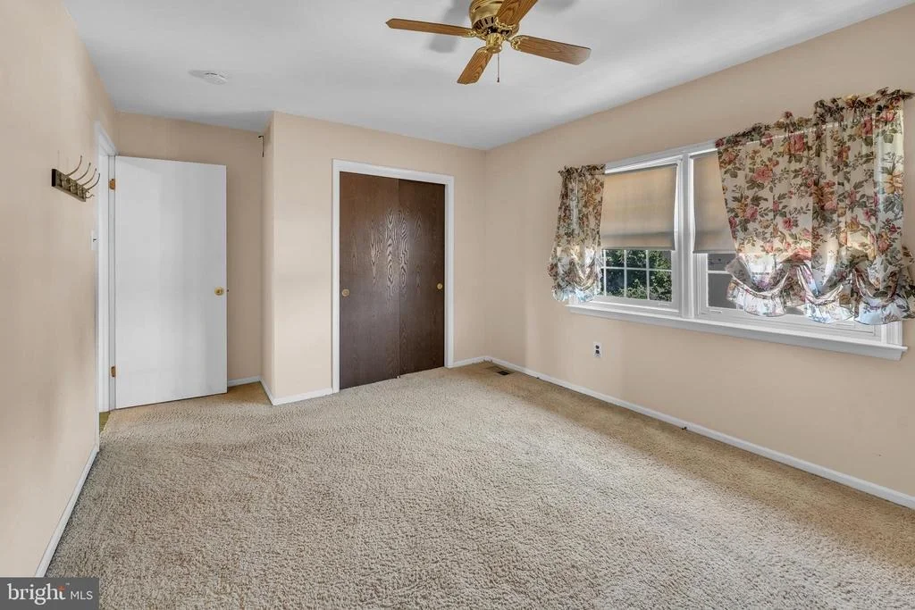 Photo of 1 CHATEAU DRIVE