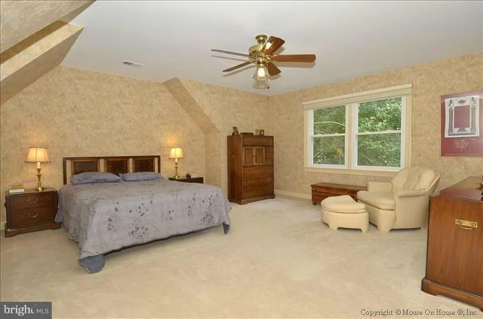 Photo of 608 SILVERSTONE COURT