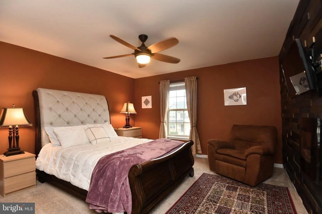 Photo of 881 SHADOWS DRIVE