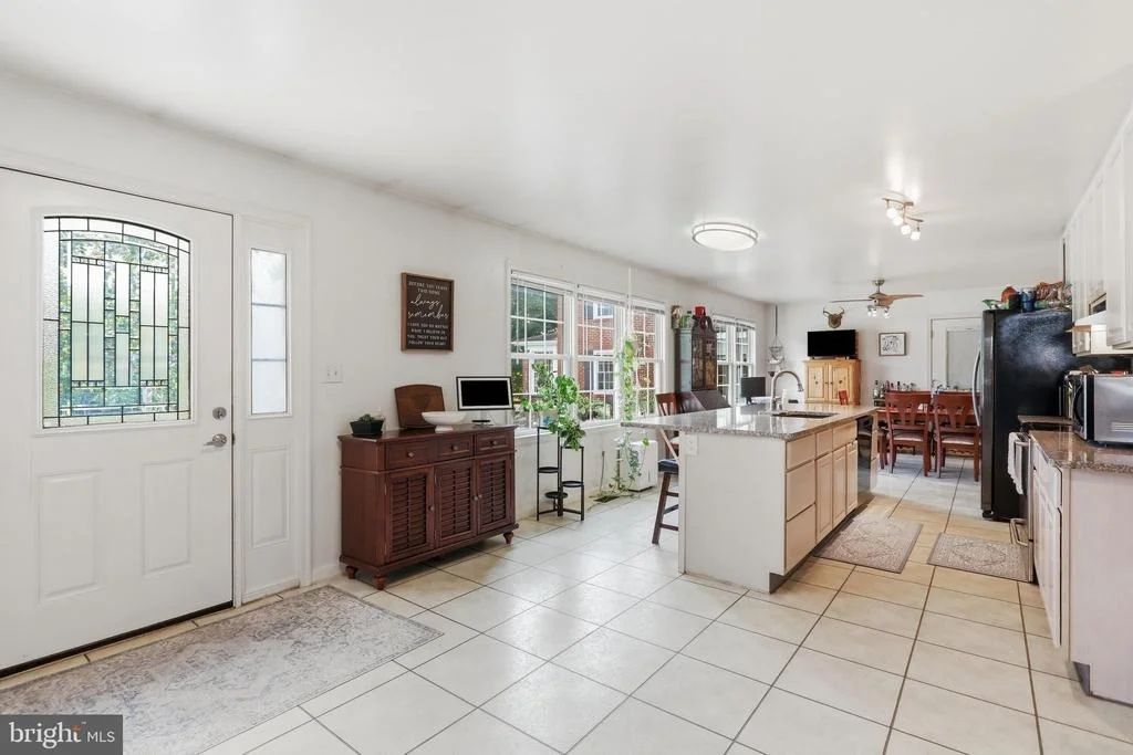 Photo of 5921 QUINN ROAD