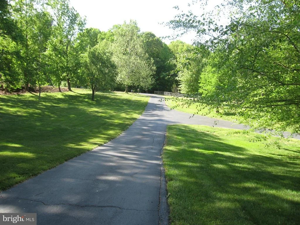 Photo of 10600 WARD ROAD