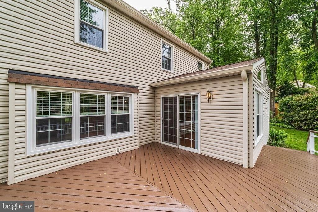 Photo of 5111 KING DAVID BOULEVARD