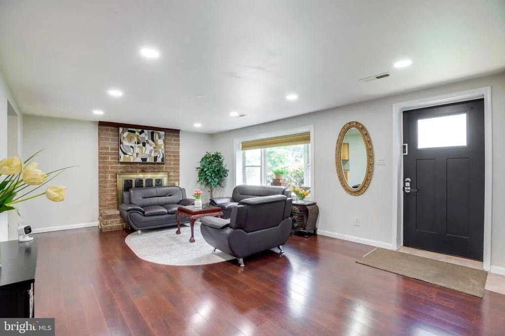 Photo of 8407 SPRUCE STREET