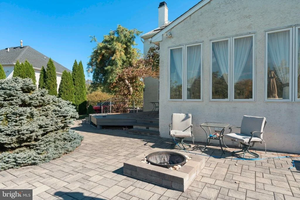 Photo of 23 YALE DRIVE