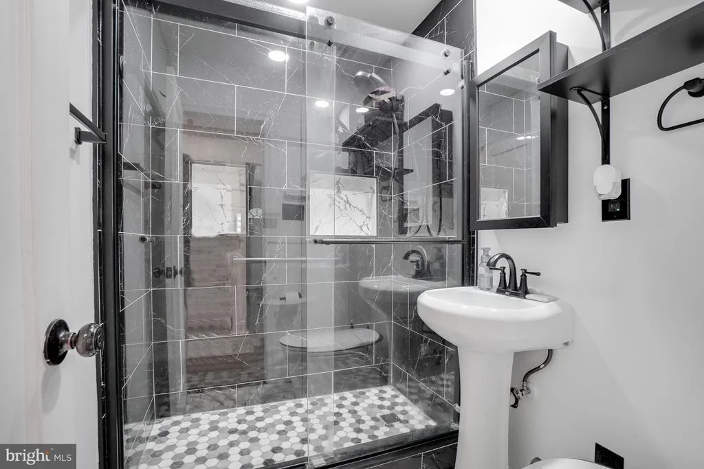 Photo of 4313 IVY GLEN ROAD