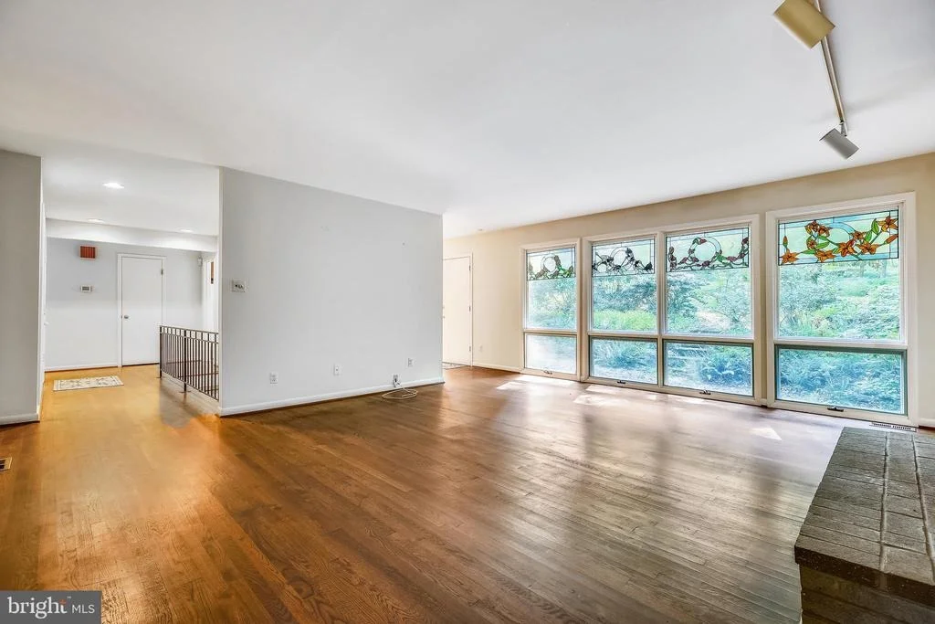 Photo of 8206 BONDAGE DRIVE