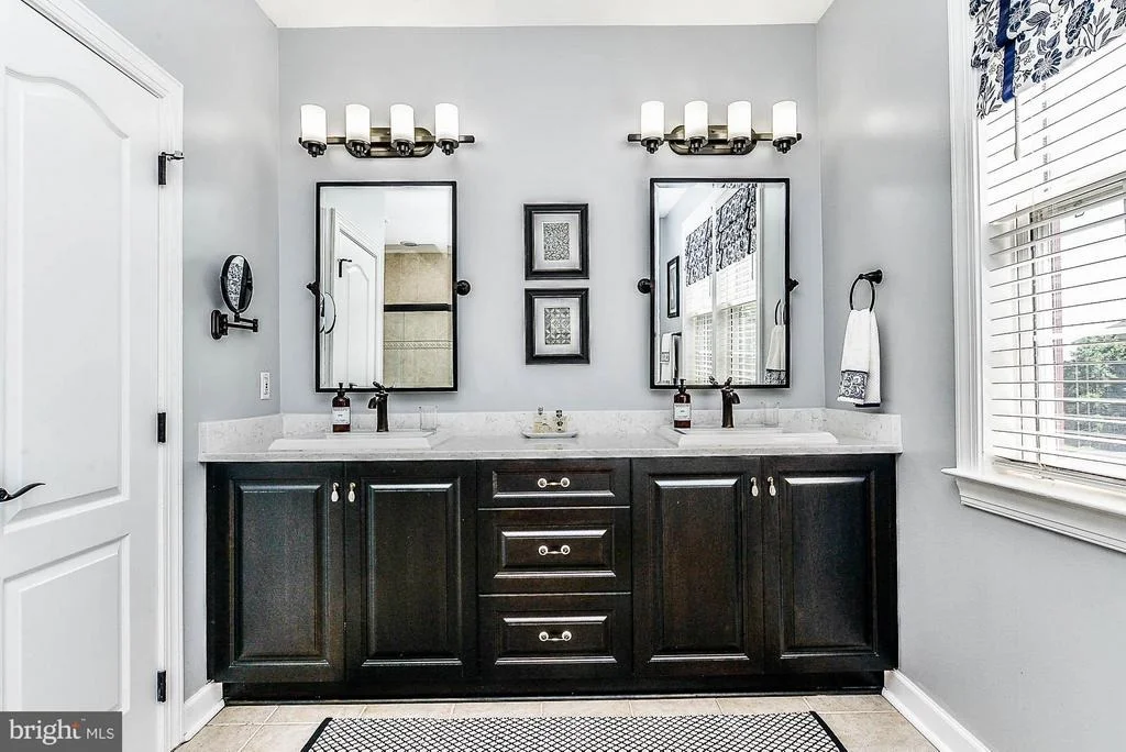 Photo of 23049 MINERVA DRIVE