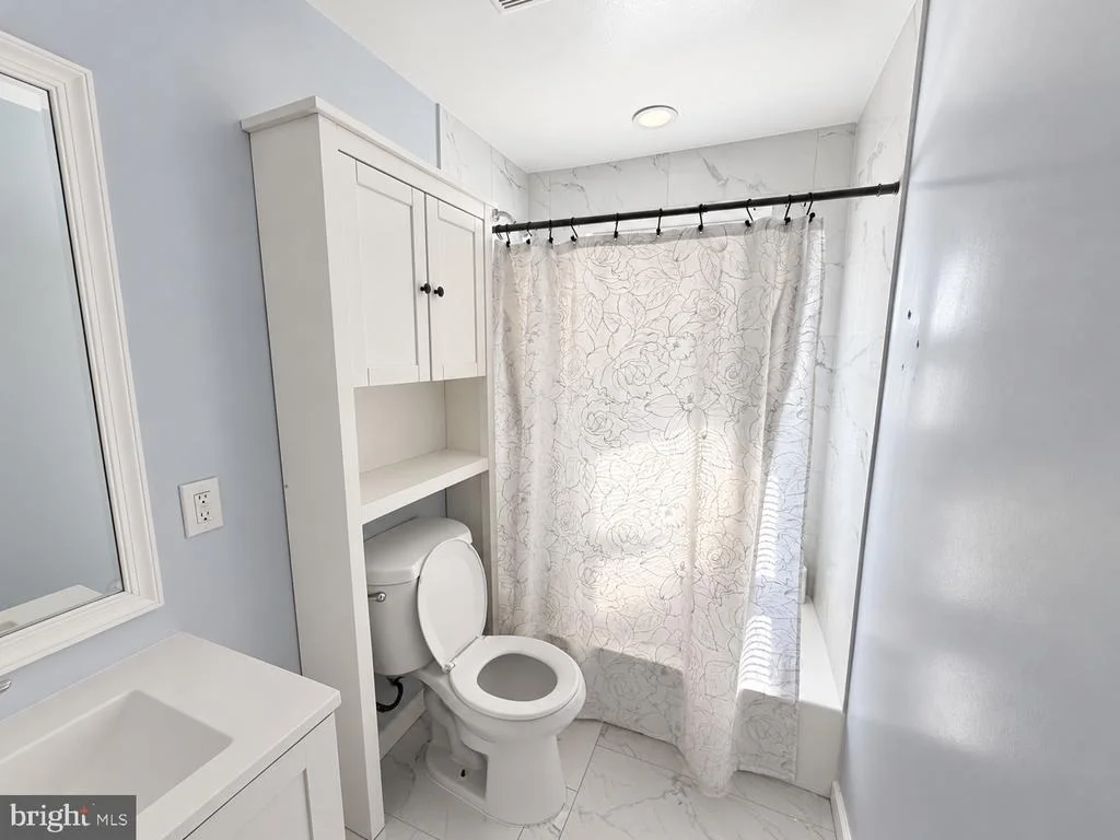 Photo of 6809 LOU LANE
