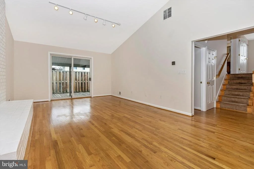 Photo of 11403 CLARA STREET