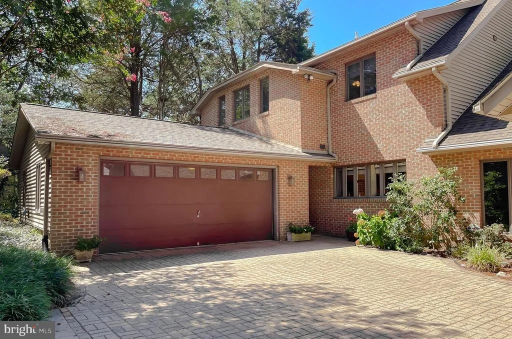 Photo of 369 DEER DRIVE