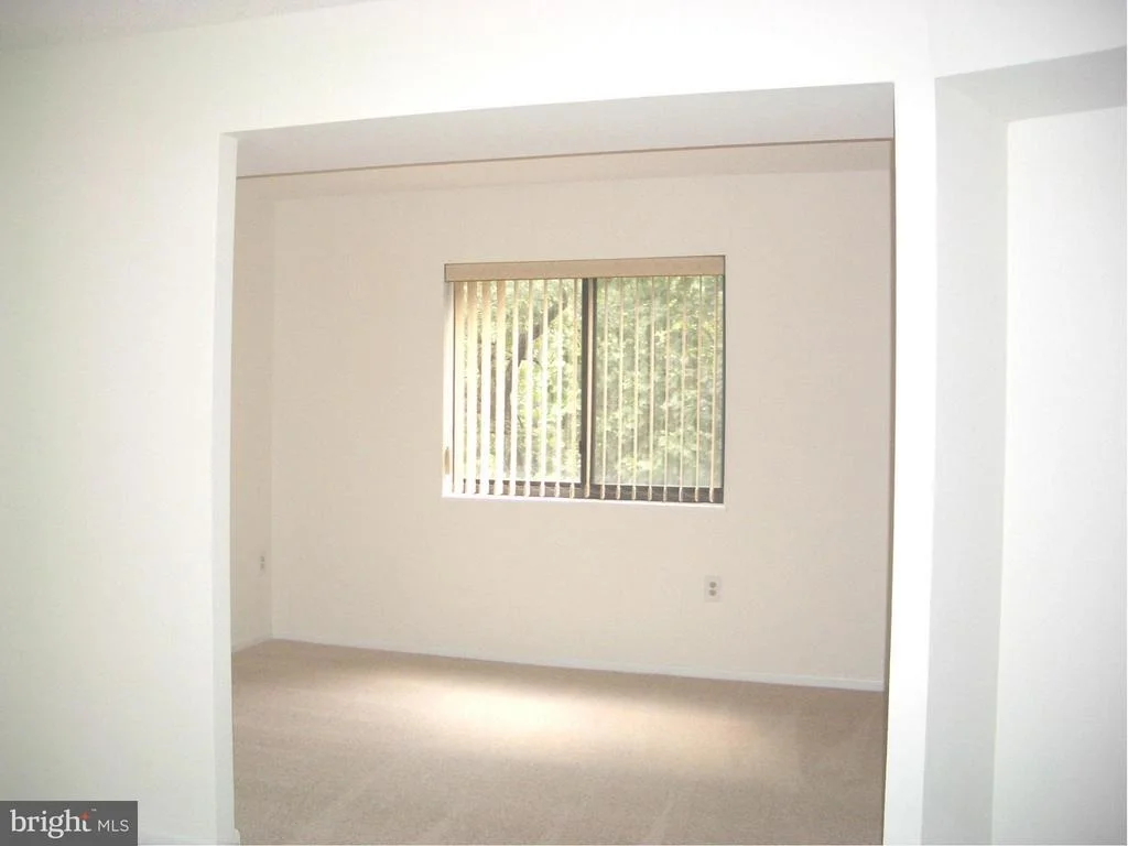 Photo of Unit 3718 at 15115 INTERLACHEN DRIVE
