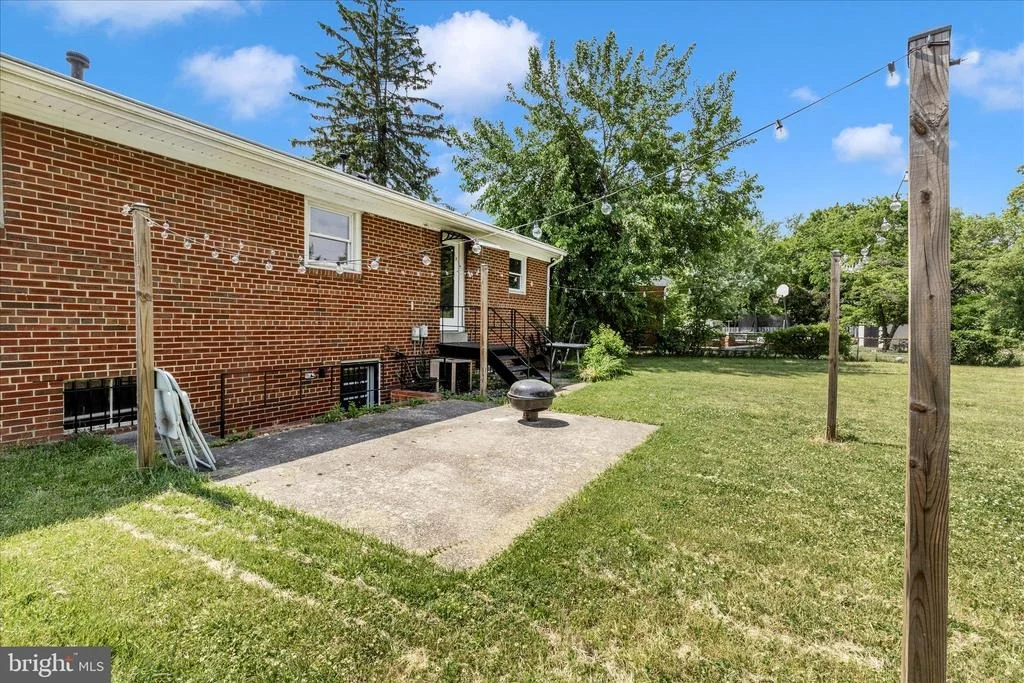 Photo of 5806 CHERYL LANE