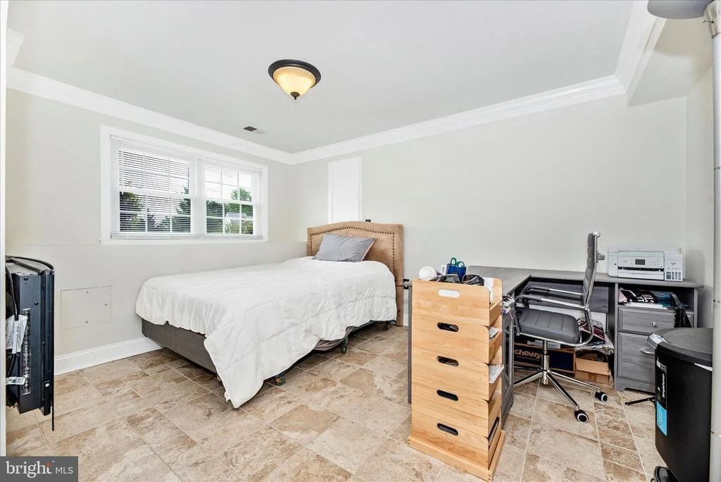 Photo of 127 SUNHIGH DRIVE