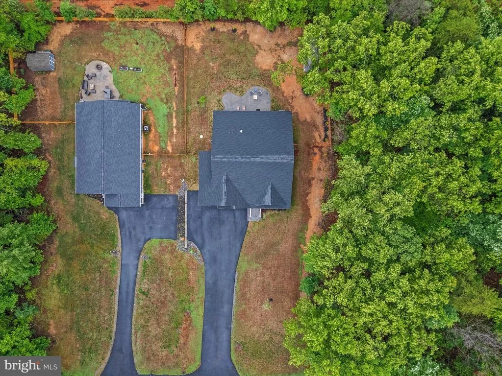 Photo of 367 PINEHURST DRIVE