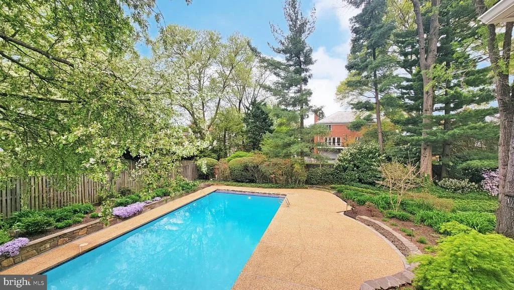 Photo of 6305 STONEHAM LANE
