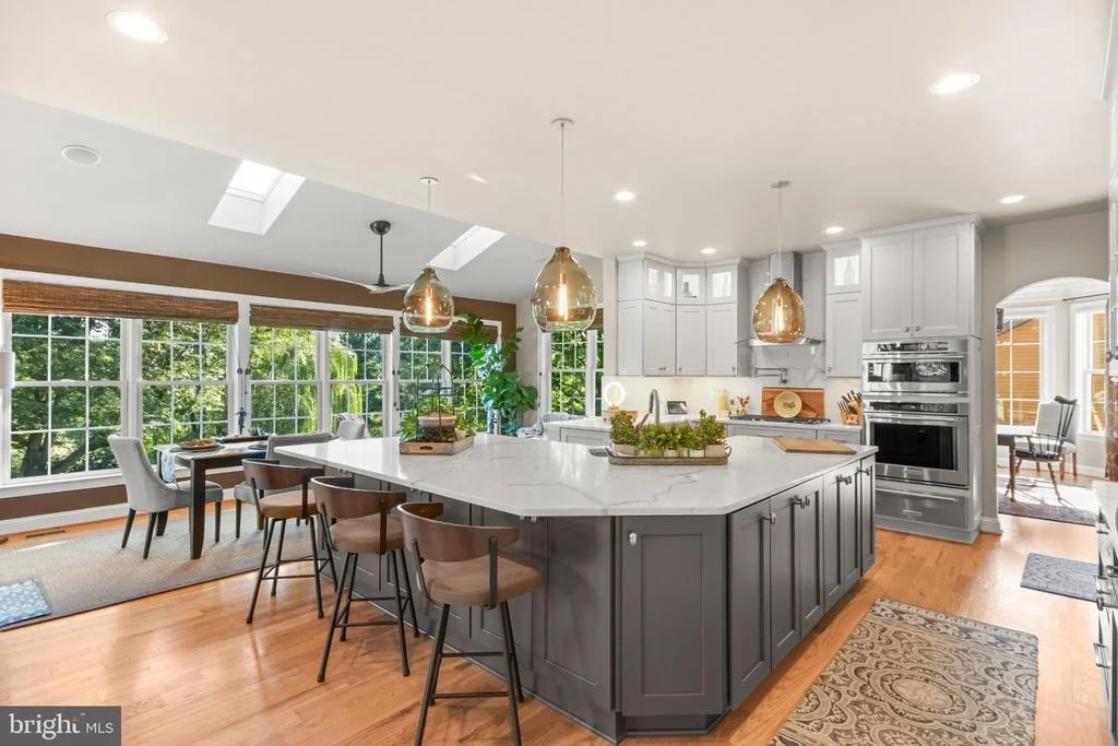 Photo of 4606 MOCKINGBIRD LANE