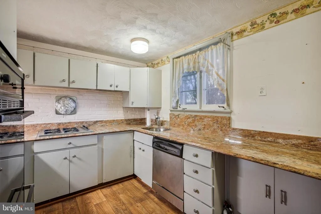 Photo of 1114 CROTON DRIVE