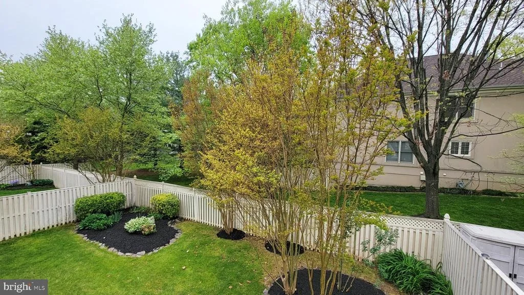 Photo of 2902 STRATHAVEN PLACE