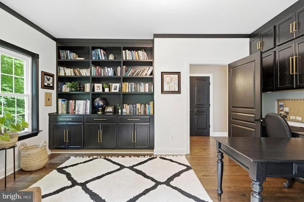 Photo of 3820 LEAFCREST COURT