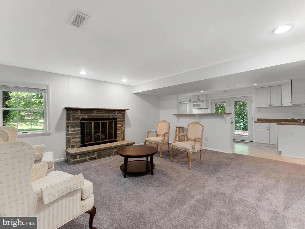 Photo of 2106 MOUNT HEBRON DRIVE