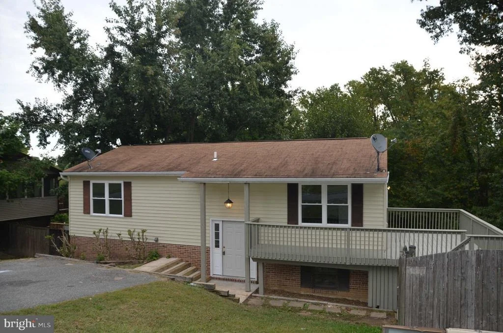 Photo of 6104 8TH STREET