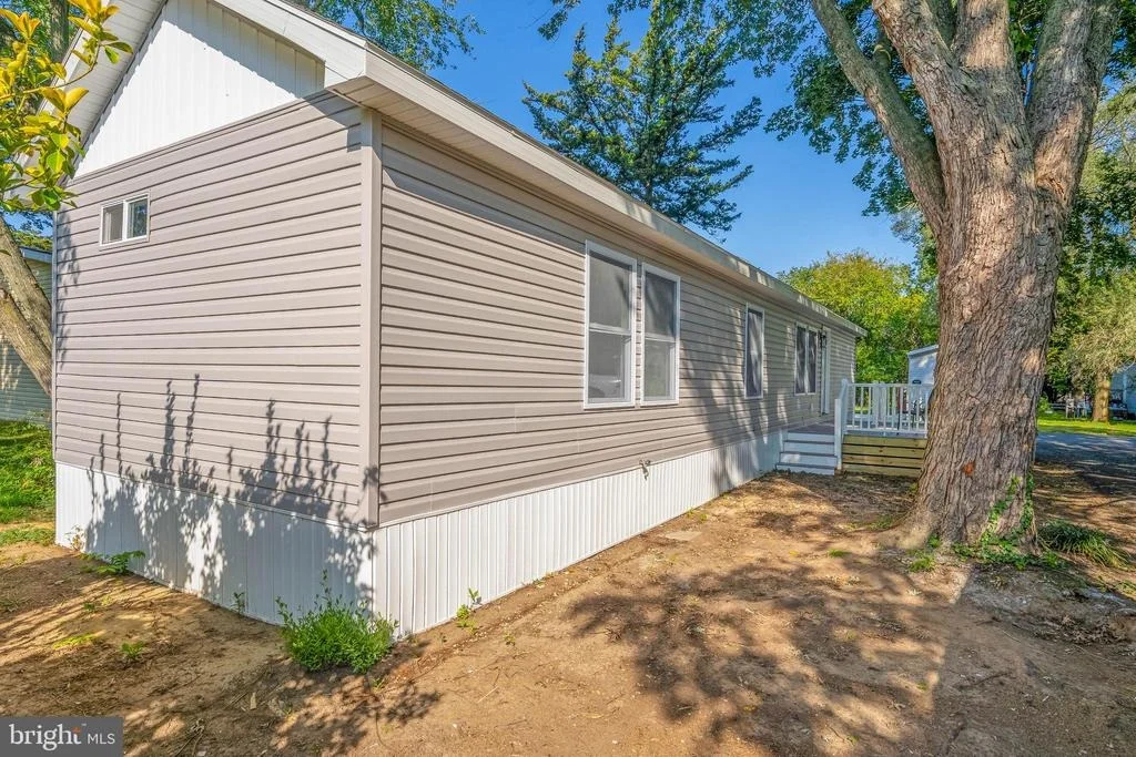 Photo of 31660 JANICE ROAD