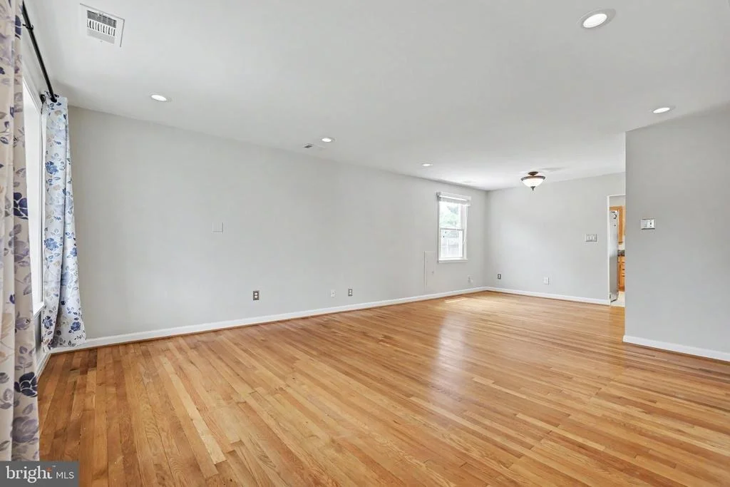 Photo of 3128 WAYNE ROAD