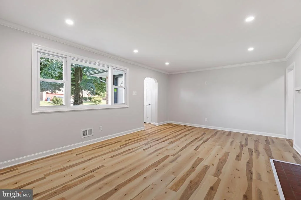 Photo of 208 MENDELL PLACE