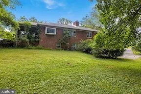 Photo of 321 SOUTHWEST DRIVE