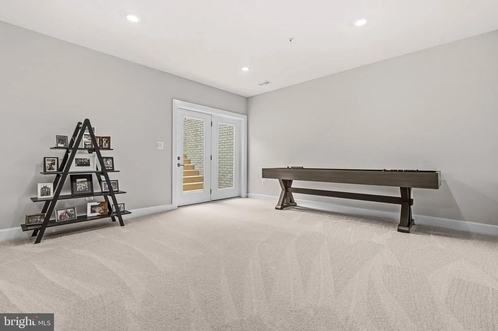 Photo of 15503 TWIN RIVER CIR