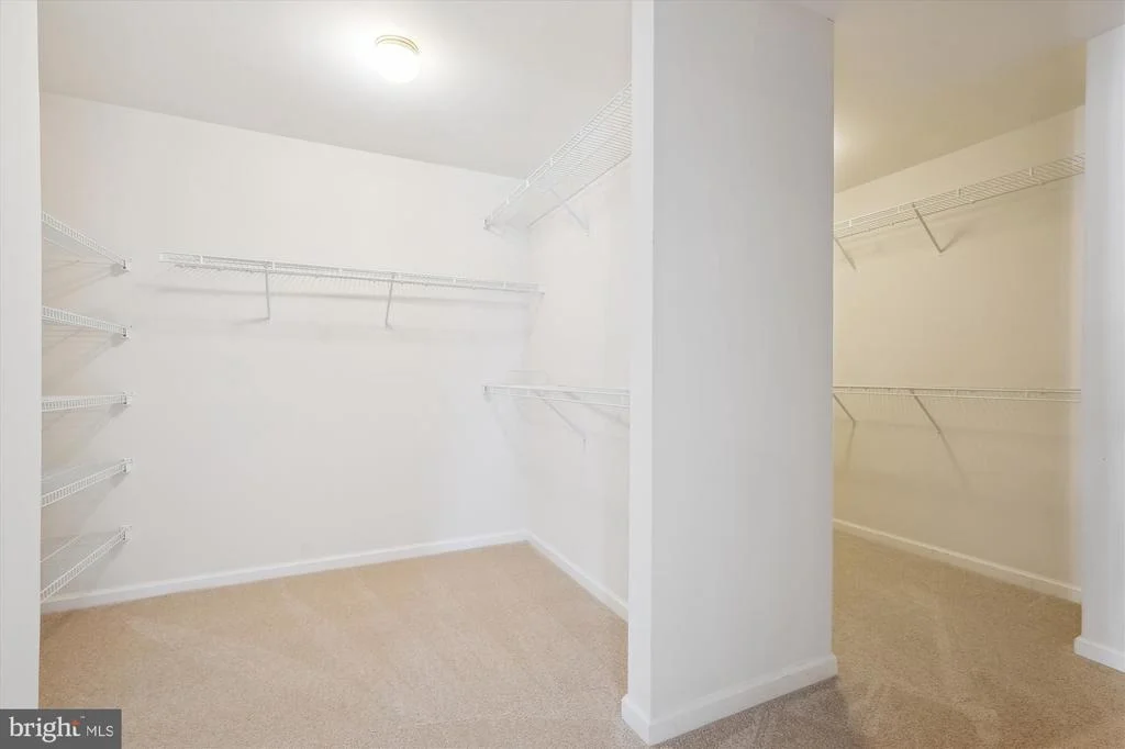 Photo of 4422 WINDING OAK DRIVE