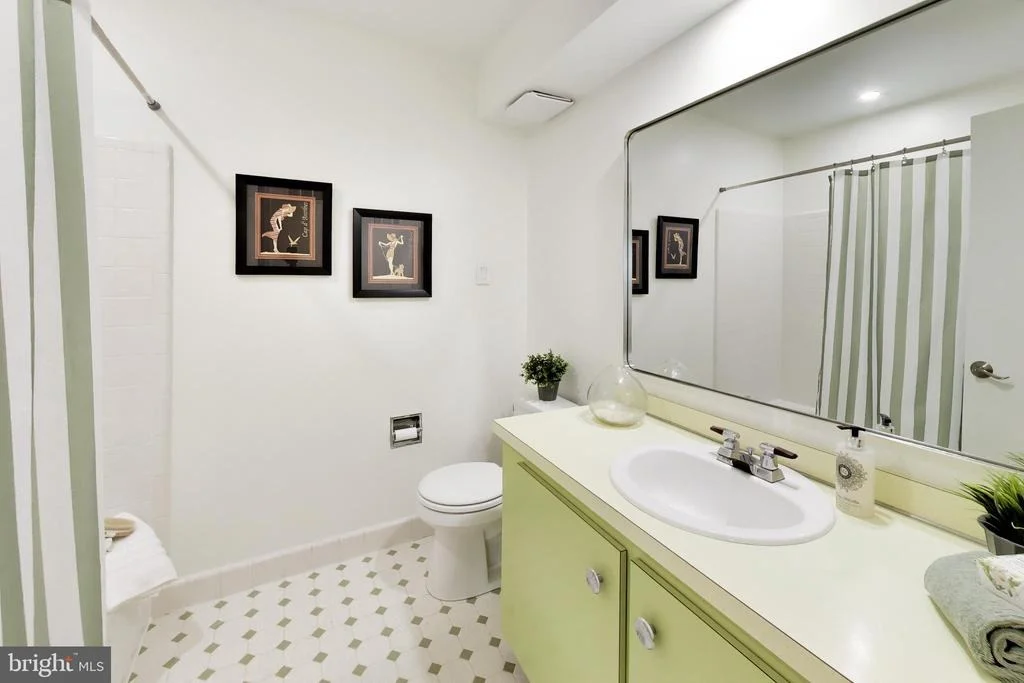 Photo of 4 ORCHARD WAY N