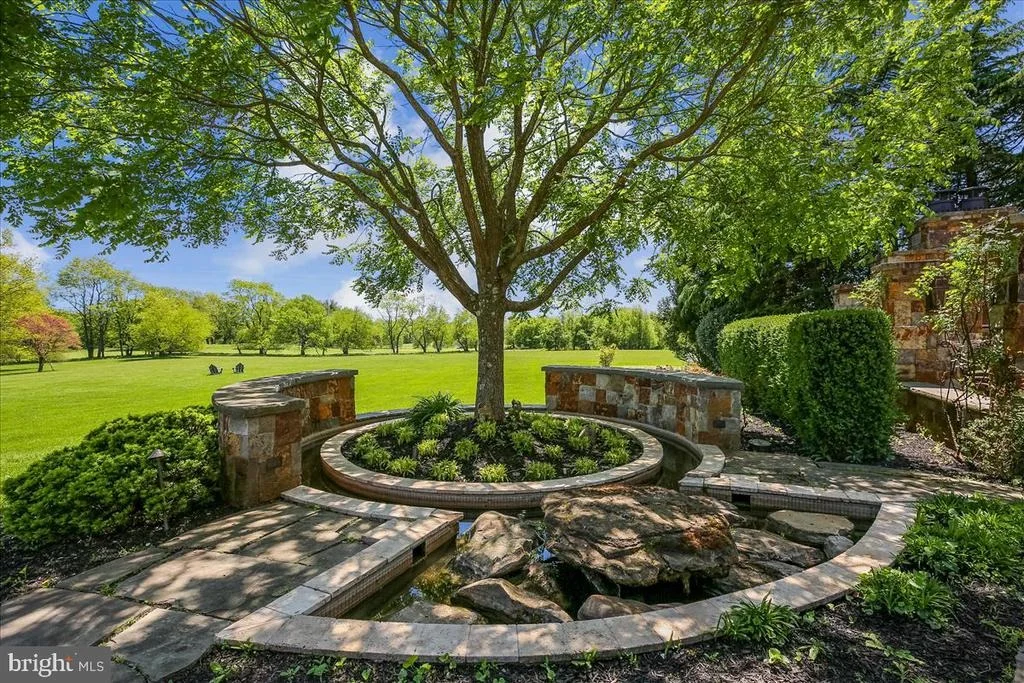 Photo of 21129 GOLF ESTATES DRIVE