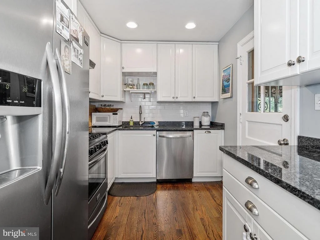 Photo of 12117 EDGEMONT STREET