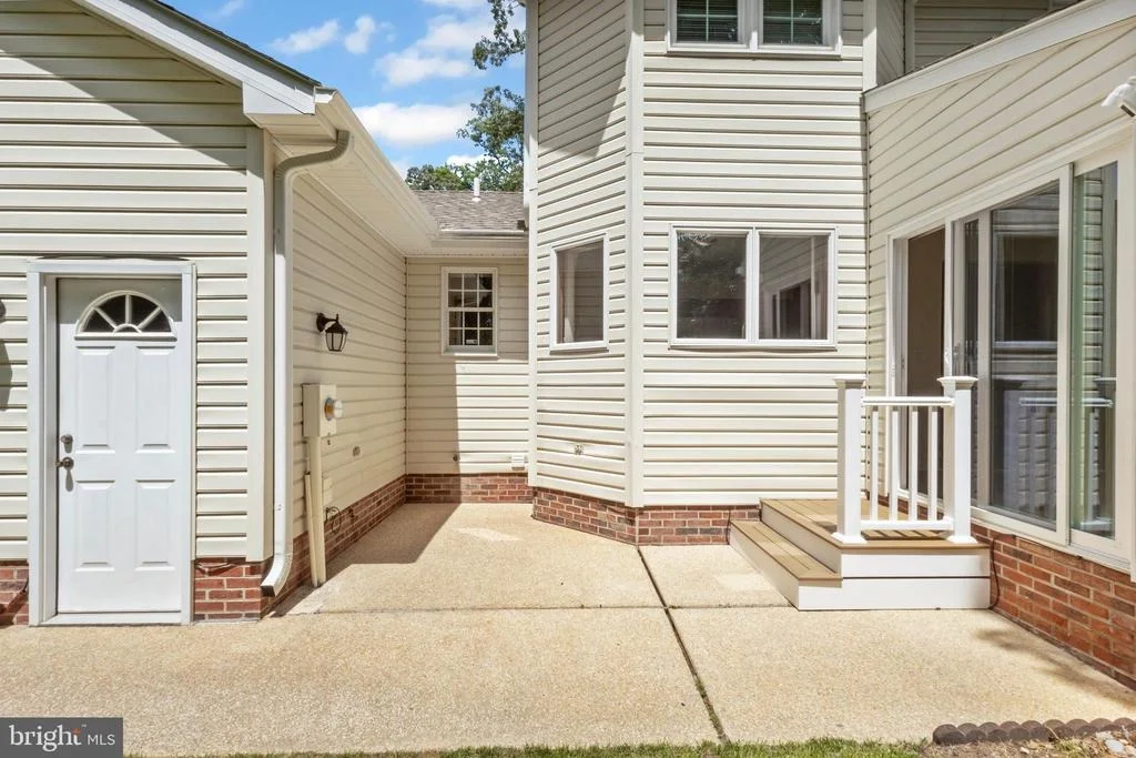 Photo of 36 RIVERS END DRIVE