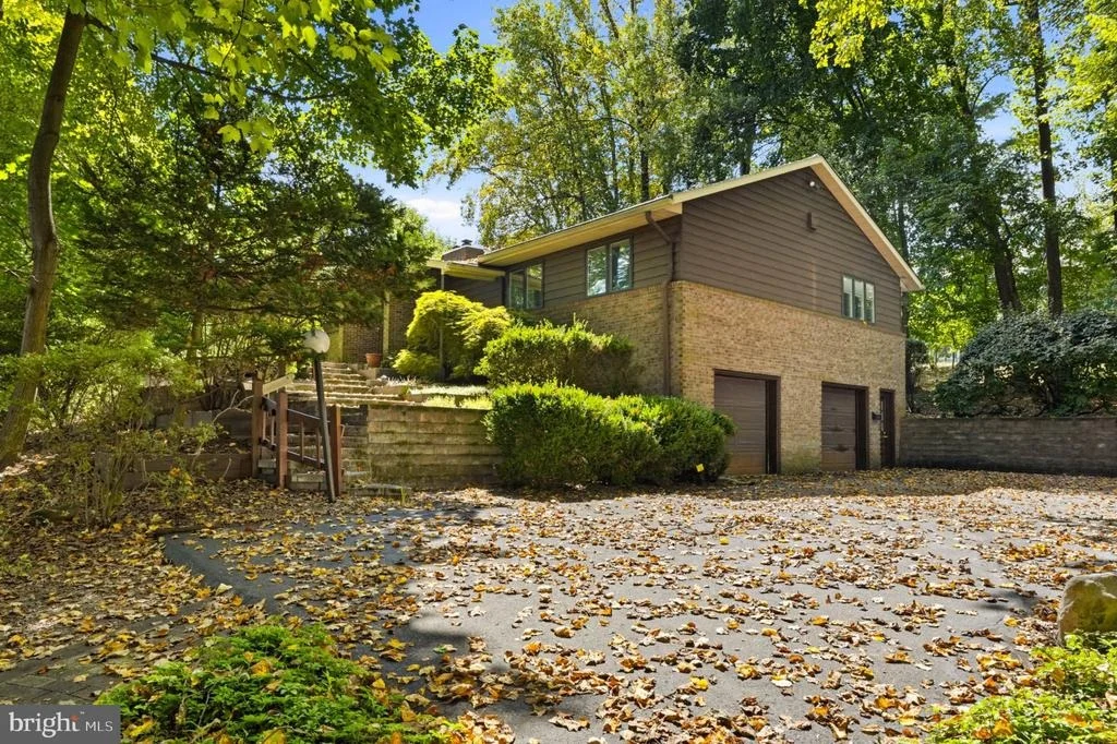 Photo of 5 GLENCLIFFE CIRCLE